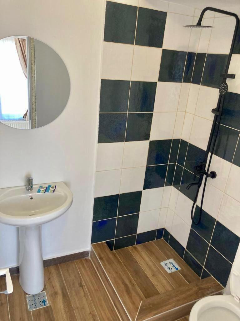 Rez Iasi Apartment Ngoại thất bức ảnh